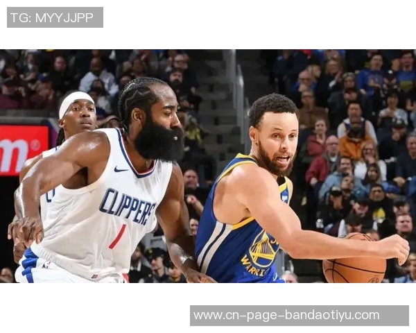 今夕是何年哈登与库里双星对决场均数据引发关注 今夕是何年哈登与库里双星对决场均数据引发关注